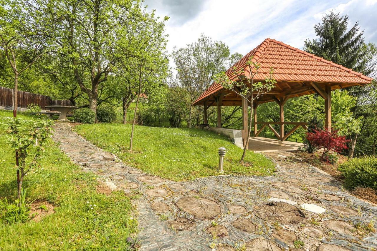 Sunnyside Villa
